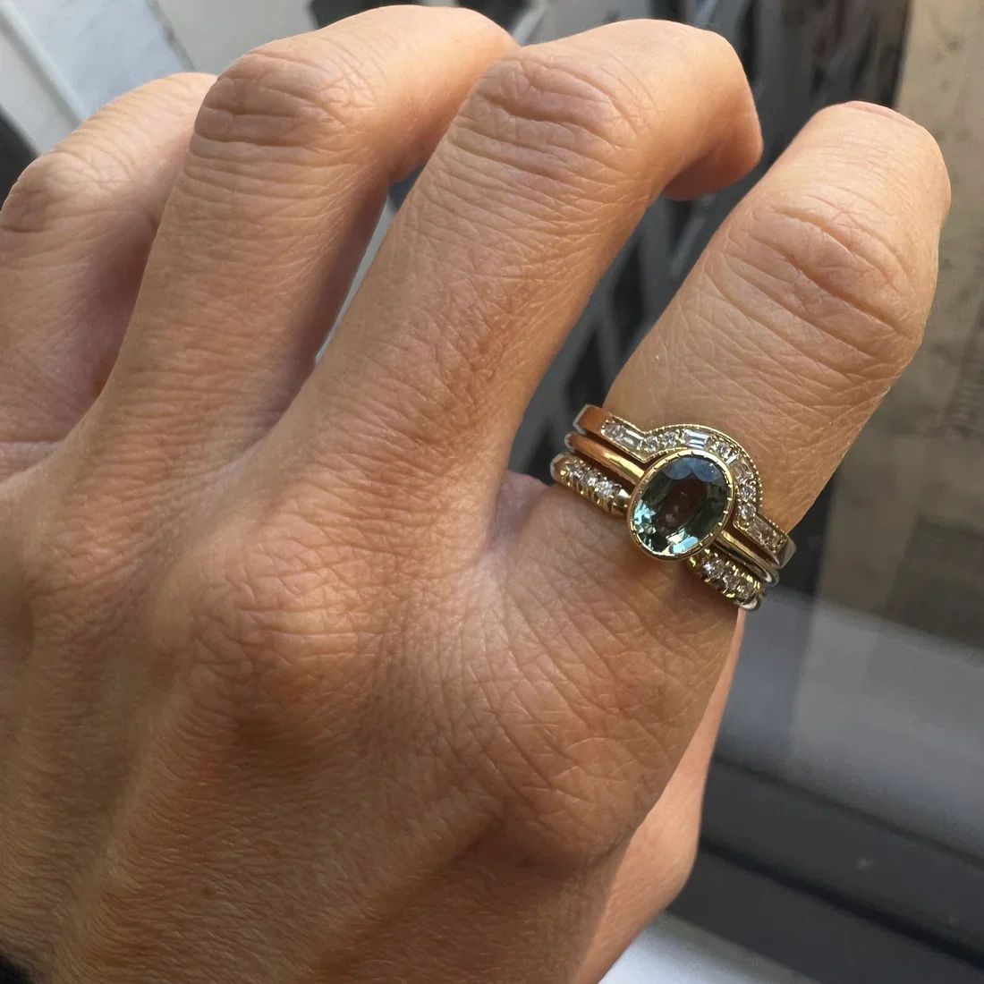 Large Green Sapphire Wisp Ring - Image 3